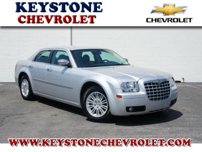 2010 Chrysler 300  Touring