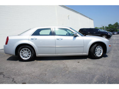 2010 Chrysler 300  Touring