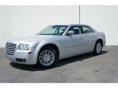 2010 Chrysler 300  Touring