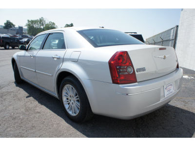 2010 Chrysler 300  Touring