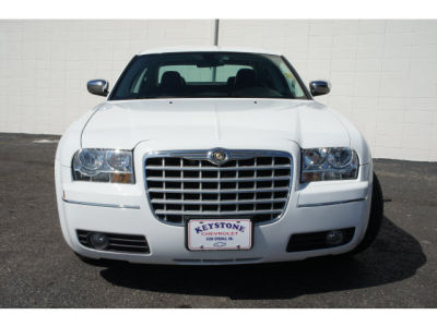 2010 Chrysler 300  Touring