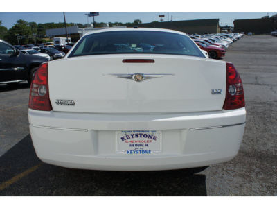 2010 Chrysler 300  Touring