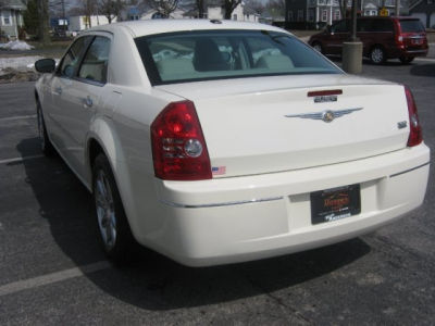 2010 Chrysler 300  Touring