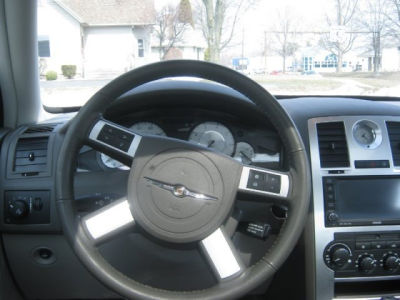 2010 Chrysler 300  Touring