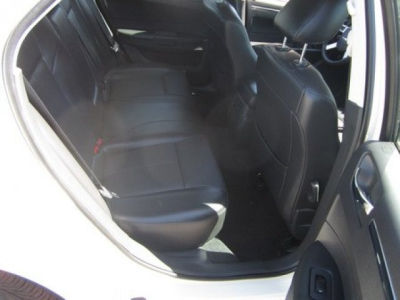 2010 Chrysler 300  TOUR