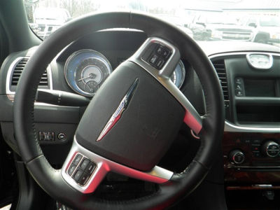 2012 Chrysler 300  Limited