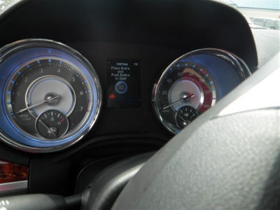 2012 Chrysler 300  Limited