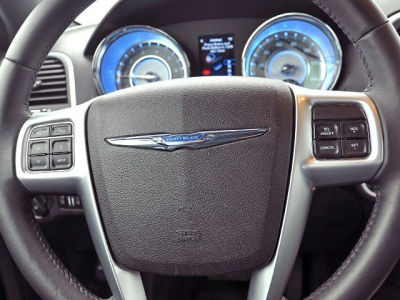 2012 Chrysler 300  Limited