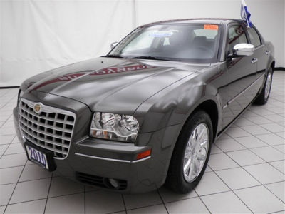 2010 Chrysler 300  Touring