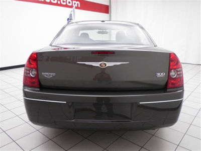 2010 Chrysler 300  Touring