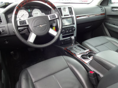 2010 Chrysler 300  Limited