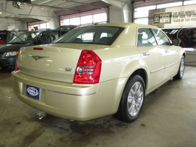 2010 Chrysler 300  Touring
