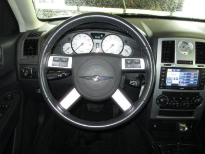 2010 Chrysler 300  Touring