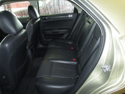 2010 Chrysler 300  Touring