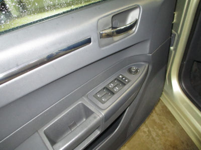 2010 Chrysler 300  Touring