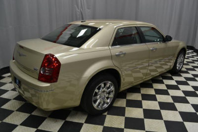 2010 Chrysler 300  Touring