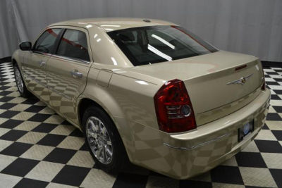 2010 Chrysler 300  Touring