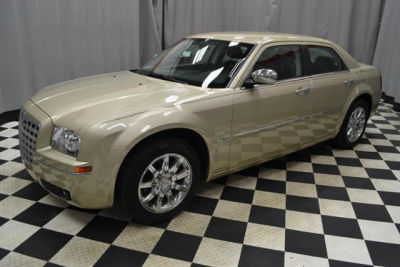 2010 Chrysler 300  Touring