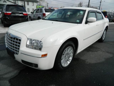 2009 Chrysler 300  Touring