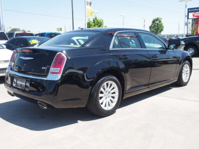 2012 Chrysler 300  Base