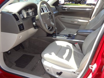 2010 Chrysler 300  Touring