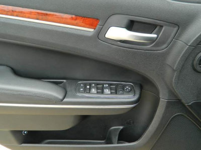 2012 Chrysler 300