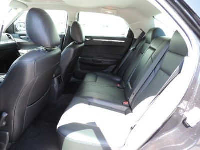 2010 Chrysler 300  Touring