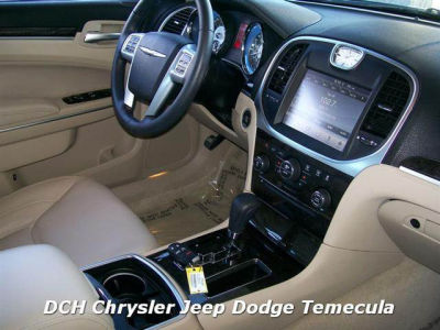 2011 Chrysler 300  Limited