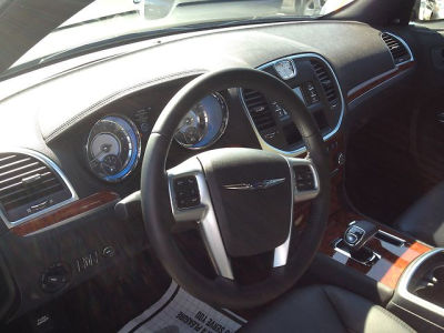 2012 Chrysler 300  Limited