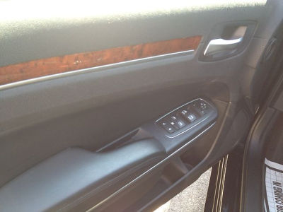 2012 Chrysler 300  Limited