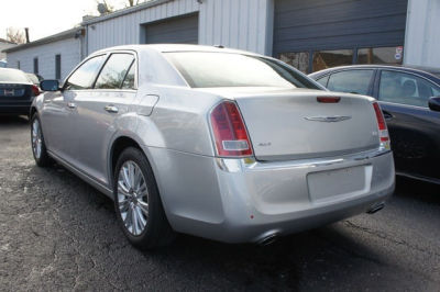 2012 Chrysler 300  Limited