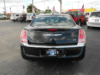 2012 Chrysler 300  Limited