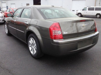 2009 Chrysler 300  Limited