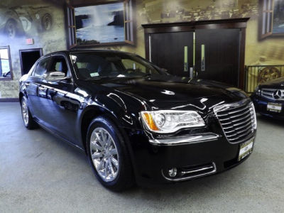 2012 Chrysler 300  Limited