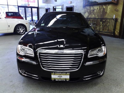 2012 Chrysler 300  Limited