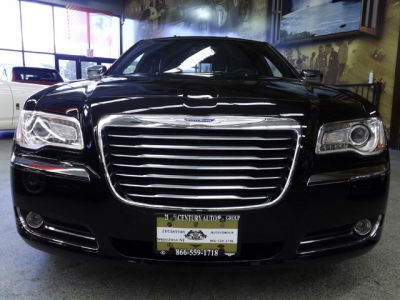 2012 Chrysler 300  Limited