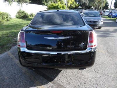 2011 Chrysler 300  Limited