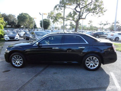 2011 Chrysler 300  Limited