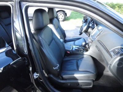 2011 Chrysler 300  Limited