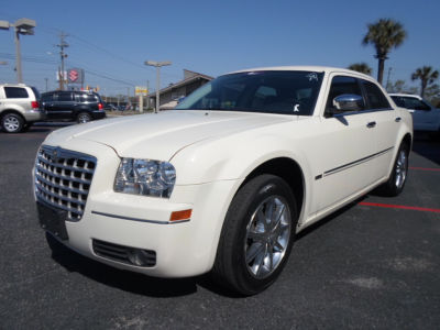 2010 Chrysler 300  Touring/Signature Series
