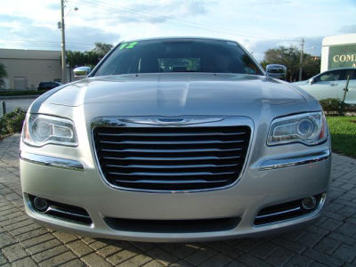 2012 Chrysler 300  Limited