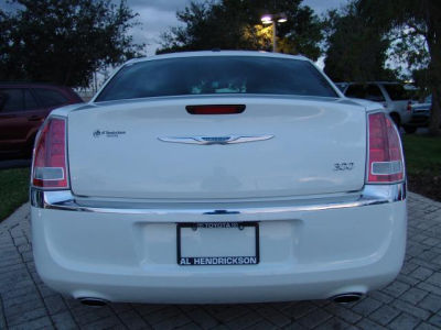 2011 Chrysler 300  Limited