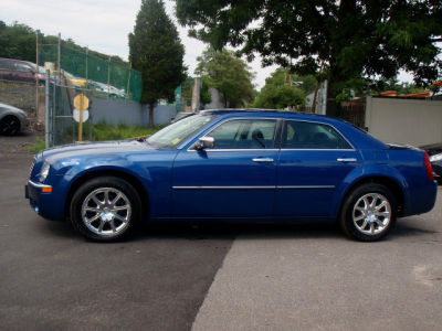 2010 Chrysler 300  Limited