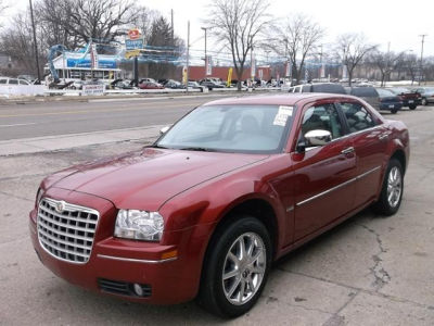 2010 Chrysler 300  Touring/Signature Series