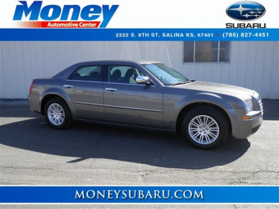 2010 Chrysler 300  Touring Plus