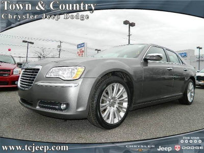 2012 Chrysler 300  Limited