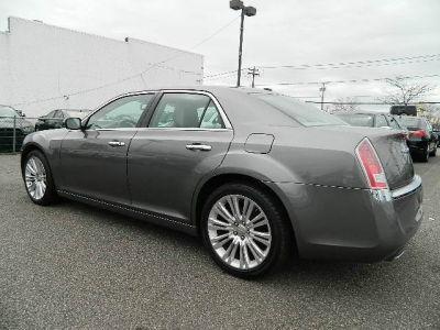 2012 Chrysler 300  Limited