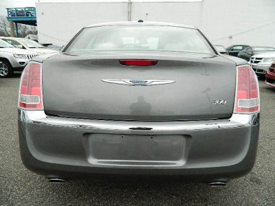 2012 Chrysler 300  Limited
