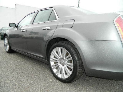2012 Chrysler 300  Limited