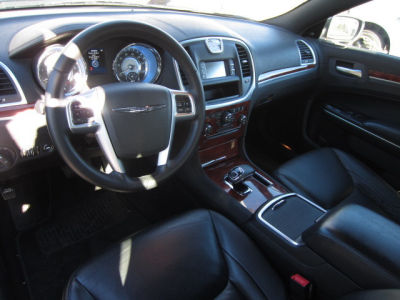 2012 Chrysler 300  Limited